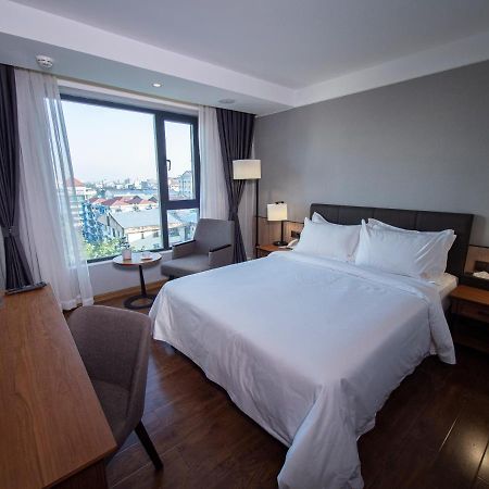 Prince Hotel Yangon Luaran gambar