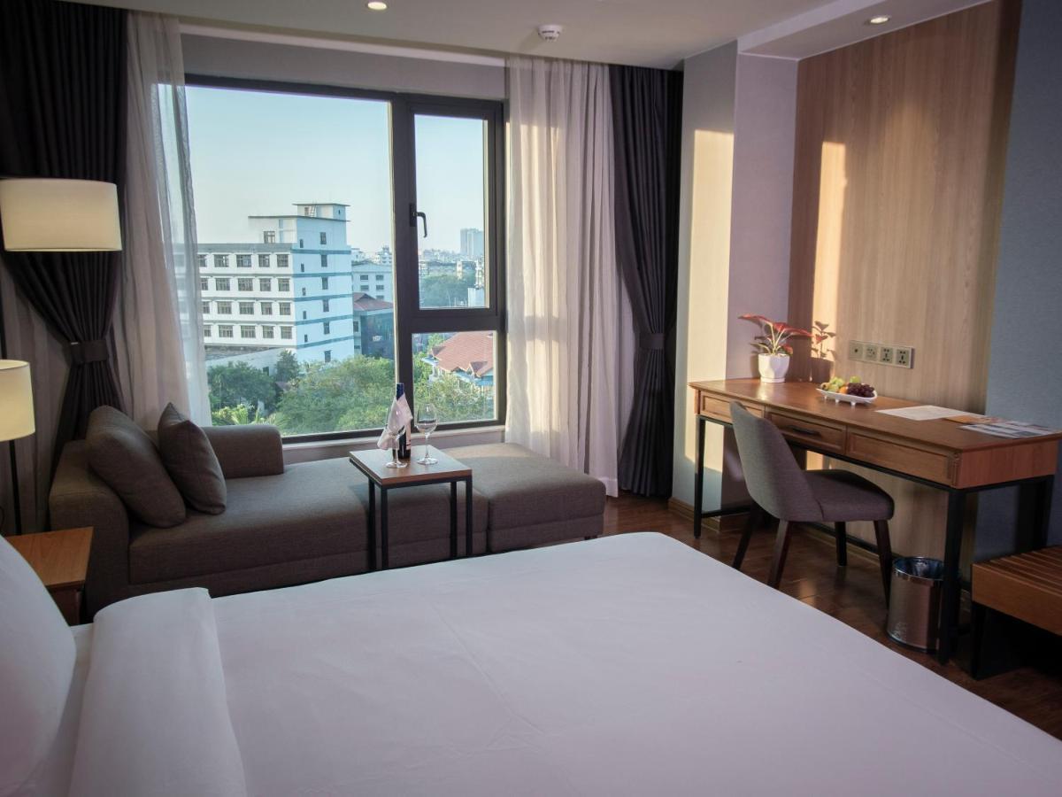 Prince Hotel Yangon Luaran gambar
